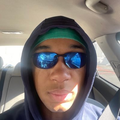 goated_mike20's profile picture. @Navybasketball ‘26