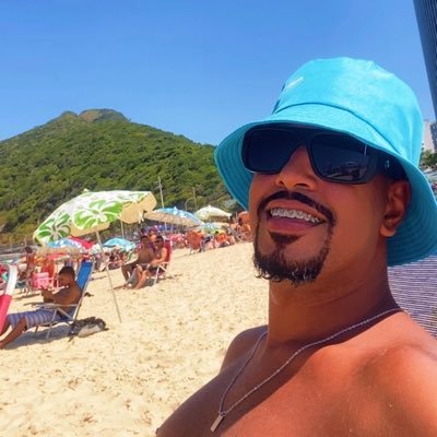Tec. Enfermagem .👨🏽⚕️💉 Aux. Saúde bocal .🥼🦷 Carioca . ♑️😎🏖️ Flamenguista . 🔴⚫