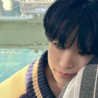 🌷⭐️ (@oceanlittlesea) 's Twitter Profile