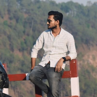 Samastipur Bihar 😎
🚩राधे राधे 🚩
🙏जय श्री कृष्णा 🙏
🚩🚩क्षत्रीय यदुवंशी 🚩🚩
🗡️ बिहार {{ BR 33}}🗡️