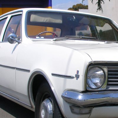 KingswoodKXB468's profile picture. 186 Red, goes well in a straight line