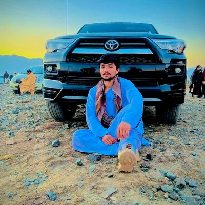 NoorShah33217's profile picture. Time doesn,t change people,
time reveals the real face of people.