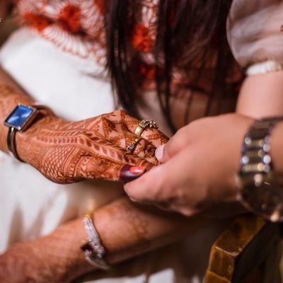 Artist 📷🎥
Portraits * Fashion * Events *
Products * Music * Wedding * Fitness *