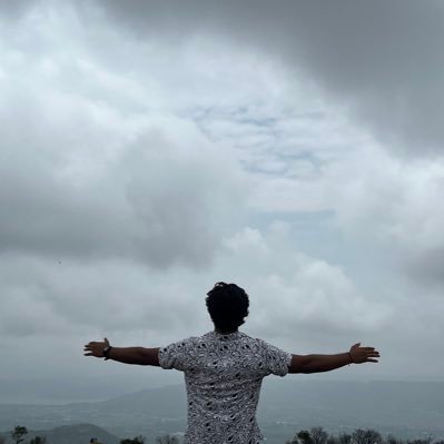 Ekadhiraaj's profile picture. .