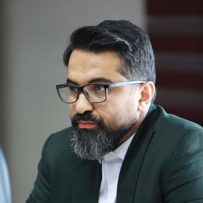 دنبالِ شهادت نرو
کھ اگه دنبالش بری بهش نمیرسی
یه کاری کن شهادت دنبال تو باشه...