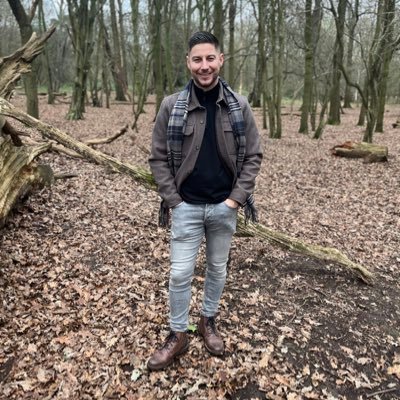 JoeYoung__9's profile picture. Business Owner, UEFA qualified coach ⚽️📈