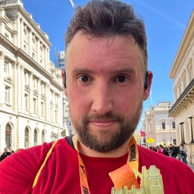 Scouser▪️MFL Teacher🇪🇸🇫🇷🇩🇪▪️FA Referee▪️FA Referee Developer▪️@nottsfa Refs Mental Health▪️Newark Refs Society Chair▪️@parkrun▪️Liverpool FC▪️Other Bits!