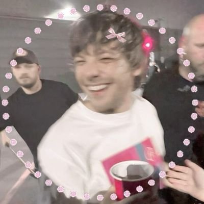「she!¡her | 19 | no stunts 」
#LOUIS : It's worth it all this time ✩彡