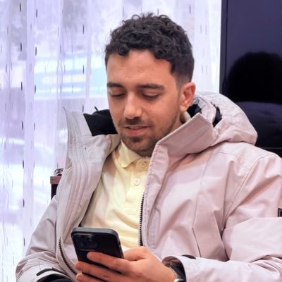 Abdelkareem10_s's profile picture. Everyone has a journey that they saw, the shortest way to learn about the life is to listen to their story