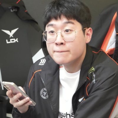 hlewinzeuswin's profile picture. 