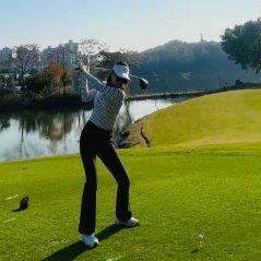 tooQQAZ's profile picture. ゴルフをするためには、良い身体の協調性と柔軟性が必要です。長期間の練習を通じて、これらの身体的素質を向上させることができます。