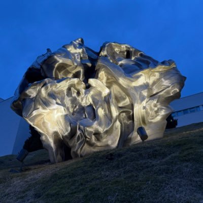 Helo512621's profile picture. 