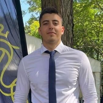 Vladi_Evo's profile picture. HEAD of Creators at the best marketing agency in the world @evomarketingg                 4 words I live by: EVO TO THE MOON 🚀