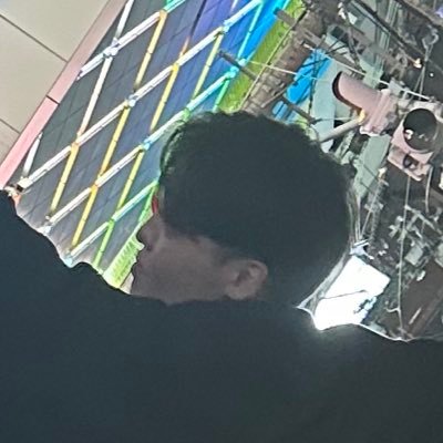 My1110Phone's profile picture. 顔面が韓国人って言われます。 弟は白人の顔って言われてます。マジで嬉しくないので🖐️