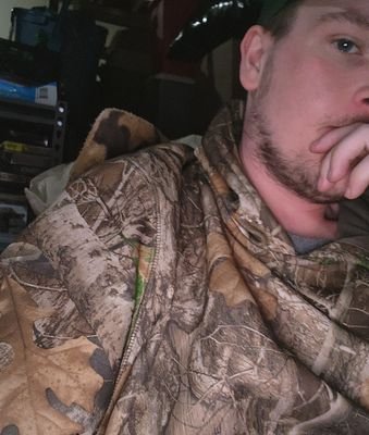25 male. Stoner, nsfw, and just here for the good vibes