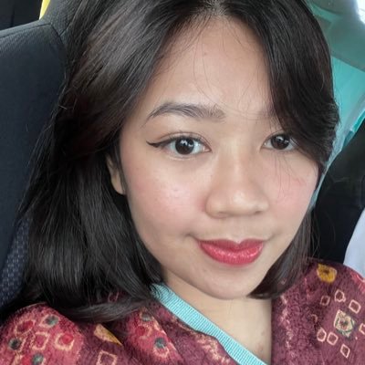 indahdatasa_'s profile picture. 