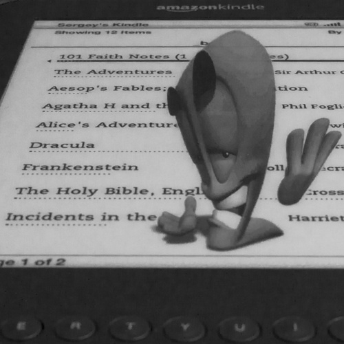 e_book_worm's profile picture. Twitting from some unconventional devices, including Kindle 3.