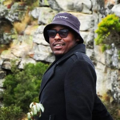 Man_Kay_Gee's profile picture. future land owner 
animal health technician 
1.96m tall 
founder of @chillers18
ig:man_kay_gee