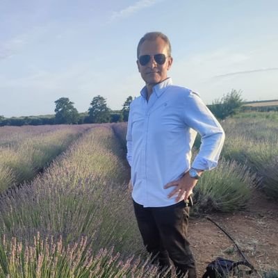 ManuelGCastri's profile picture. Sangre Verde