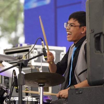 jakeithv_'s profile picture. Philippians 2:14-15