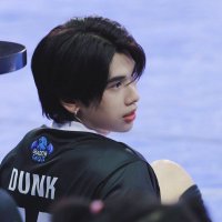 tomato (@tomatochips__) 's Twitter Profile