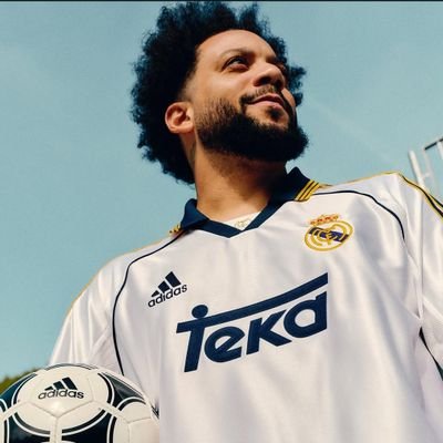 @realmadrid | Je suis un enthousiaste du Foot et de la Vie