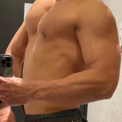 happype0p1e's profile picture. 裏垢男子 筋肉質 17cm太ちん  埼玉　東京で会えます