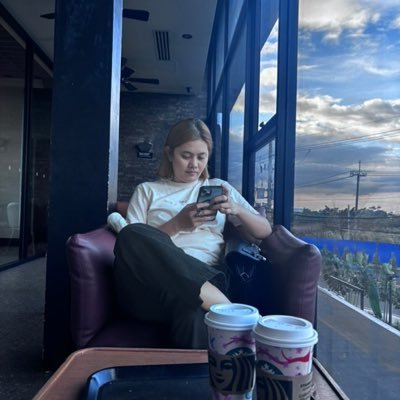 MelVibexx's profile picture. 