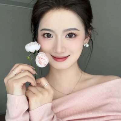 uncreativequeen's profile picture. #长沙 00后 三点粉，妹妹超紧，兼职接单 #有教室也可外出哦。#可验证 我的电报：https://t.co/KqUTdVyDRD，也可加我首页Q哦！