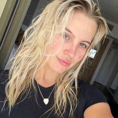 sandra00900's profile picture. 