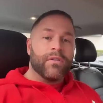 lawrence_t68082's profile picture. love and family, anchor of my life ❤️💪🏼