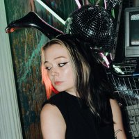 lily (@champagnelilith) 's Twitter Profile