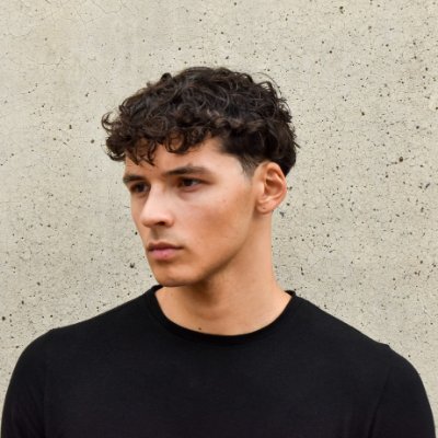 lifeofgabriiel's profile picture. Time is the only luxury.