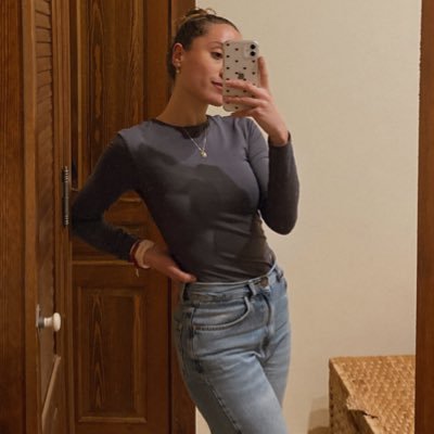 Mariinamarti's profile picture. 