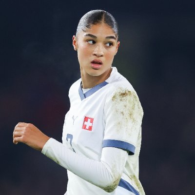 SydSchertenleib's profile picture. Sydney Schertenleib fan account