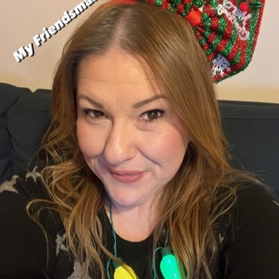 LucyLuvsSports's profile picture. 🇱🇧 🇦🇲 Cowboys, Lakers, Dodgers, Kings & USC fan. #DonutEnthusiast #PrettyFeetGang #StarbucksHive Proud Armenian. Sophia Petrillo is my idol. #BLM