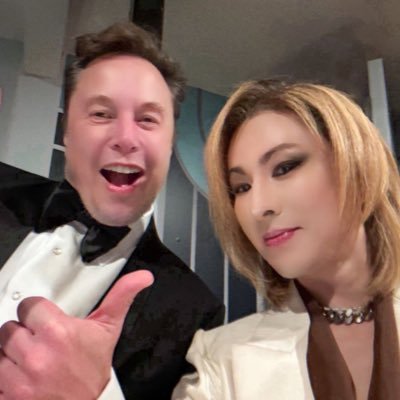 Guiding @ElonMusk's vision for a better future through Spacex, Tesla, Neuralink, and more. & Tech enthusiast, dream chaser, and innovation advocate.