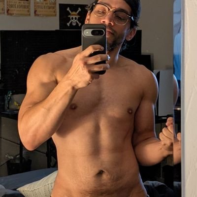+18 kinda NSFW - I play games on Twitch (not currently) and love the gym :D
$Troupiall - DMs always open!