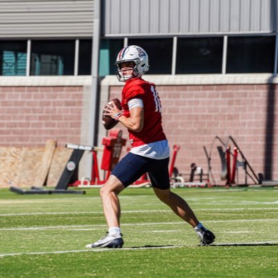 QB @ArizonaFball || #1 Ranked 2025 QB in AZ || Tom Lemming CBS 4⭐️|| 6’5 220 || 4.5 GPA ||