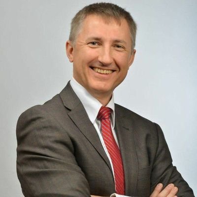 CEO_ThomasAndwe's profile picture. Dein Umfeld gewinnt immer, arbeitet deines für dich oder gegen dich? Entscheidung Umfeld Das Buch kostenlos bestellen!
+49 1521 2588171