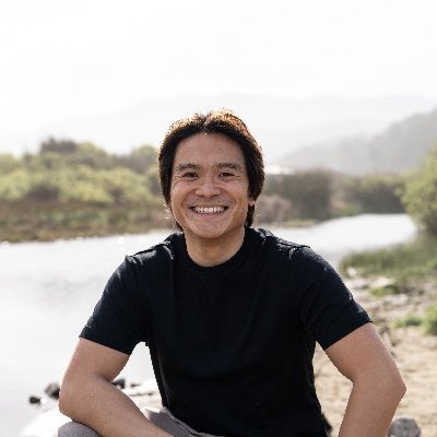 JonLowTO's profile picture. Founder @ https://t.co/PV3r843cj2 I ❤️ Human Excellence ... and Turtles 🐢
