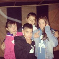CosLdvg's profile picture. @Ner_LDVG ; @Ser_LDVG ; @Tania_LDVG ; @manuelvelezramo; @luisangel_LDVG. Nosotros Si que Tamos Muy Locos★