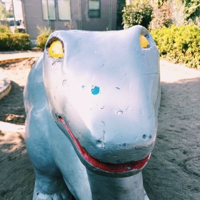 y18919's profile picture. 