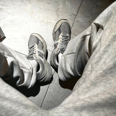 yovieleon's profile picture. 