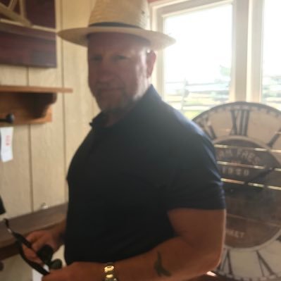 brown18590's profile picture. 