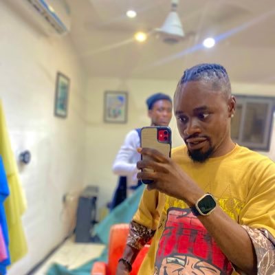 chrispablo124's profile picture. 