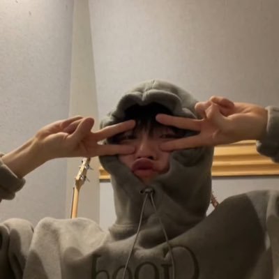 sul___chani's profile picture. 너는 빛보다 밝게 빛나✨