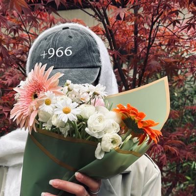 Reemakhaledm's profile picture. Be yourself and make the world adjust