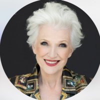Mrs Maye (@mrs_maye_chat) 's Twitter Profile