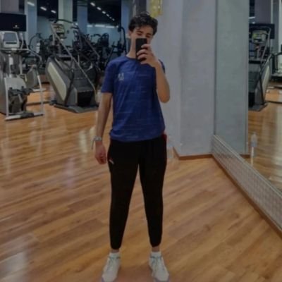 هَبيني مِنَ الدُنيا ظَفِرتُ بِكُلِّ ما تَمَنَّيتُ أَو أُعطيتُ فَوقَ أَمانِيا